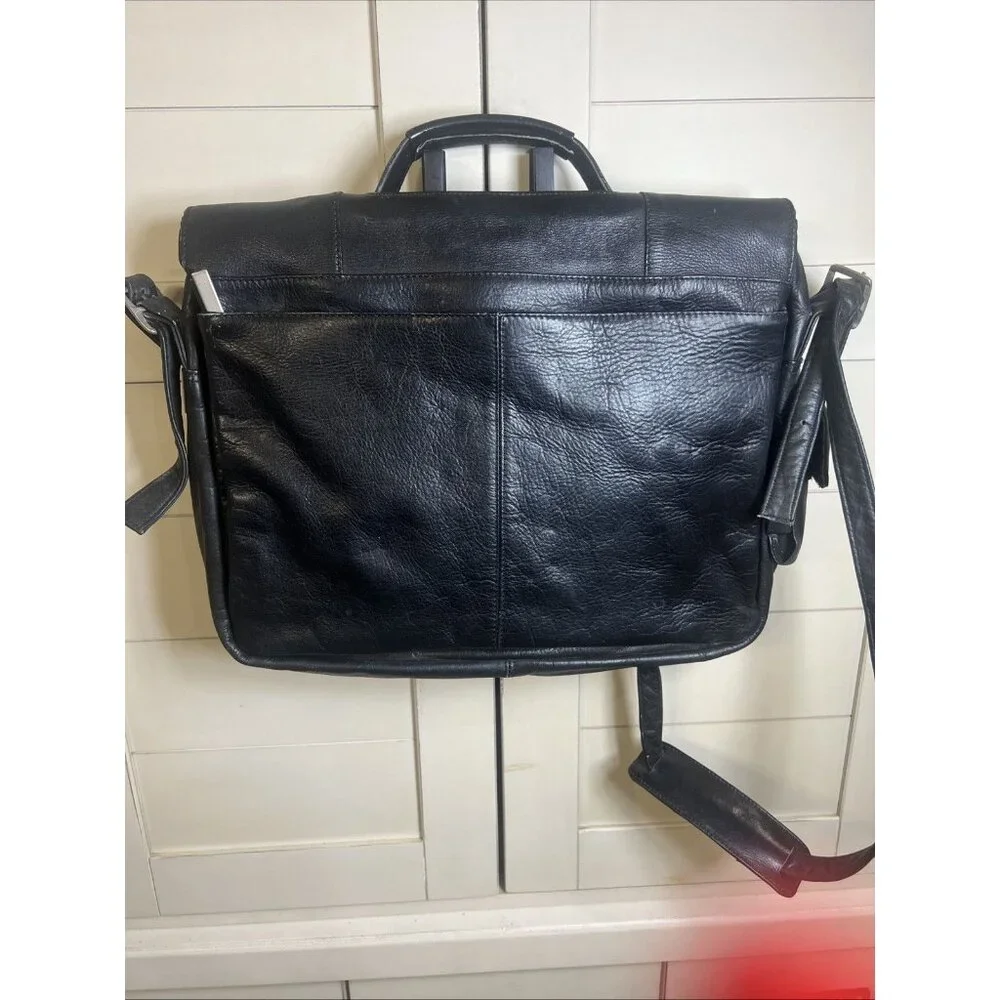 Columbia Made Genuine Black Leather Messenger Laptop Business Bag